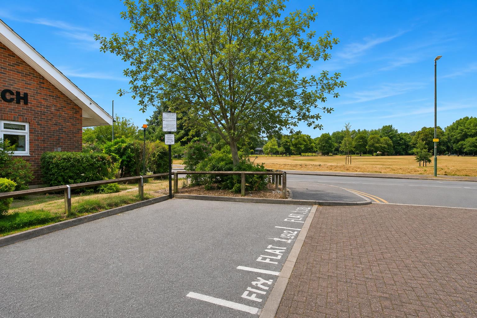 Mollison Square, Wallington